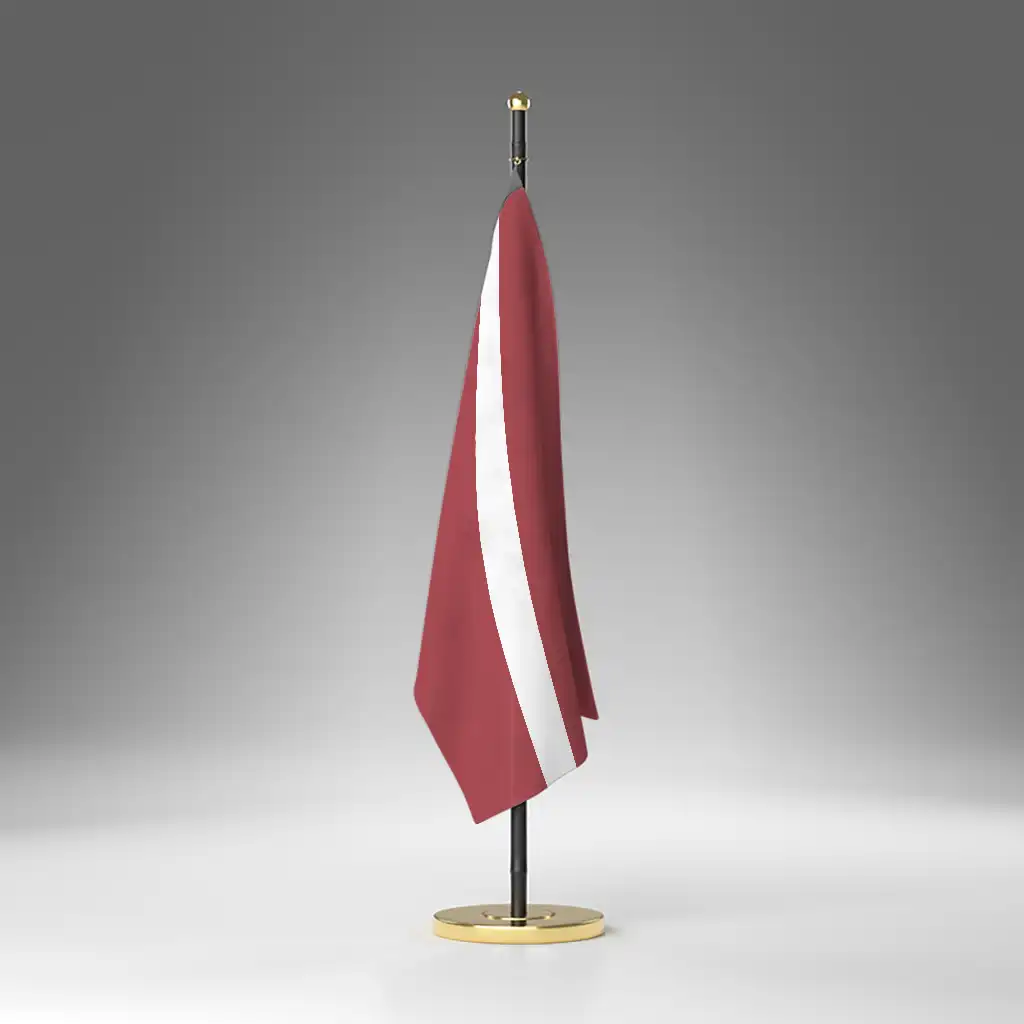 bandiera-da-tavolo-lettonia-ns-latvia-flag Bandiera Lettonia 17×24 cm - immagine 1